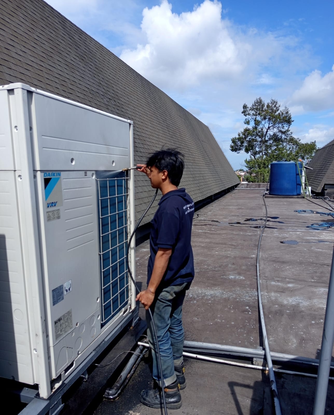 SERVICE AC
